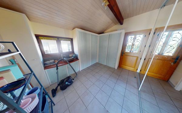 Maison à vendre    5 pièces •  Soustons