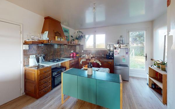 Maison à vendre    5 pièces •  Soustons