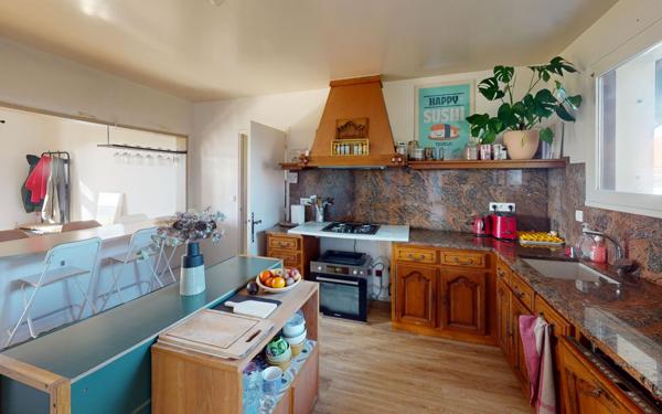 Maison à vendre    5 pièces •  Soustons