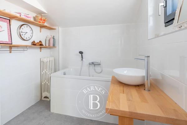 Le Pecq, Maison 7 Chambres -  339 m² à vendre