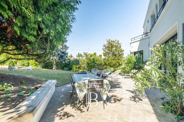 Le Pecq, Maison 7 Chambres -  339 m² à vendre