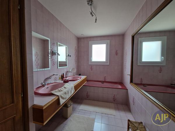 Vente maison Cugand : 345 000 € - AJP Immobilier Clisson