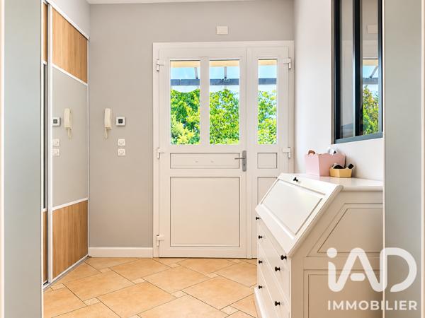 Maison à vendre 11 pièces 278 m² Dourdan