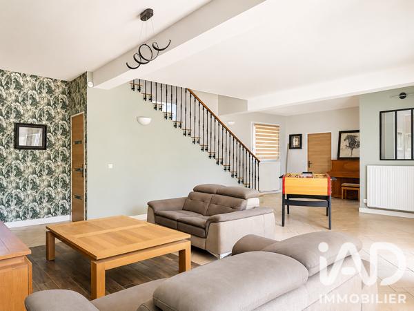 Maison à vendre 11 pièces 278 m² Dourdan