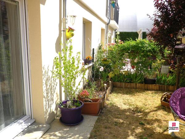 78410 AUBERGENVILLE , Appartement 1 pièce(s) 33 m2, jardin 27 m2 et stationnement