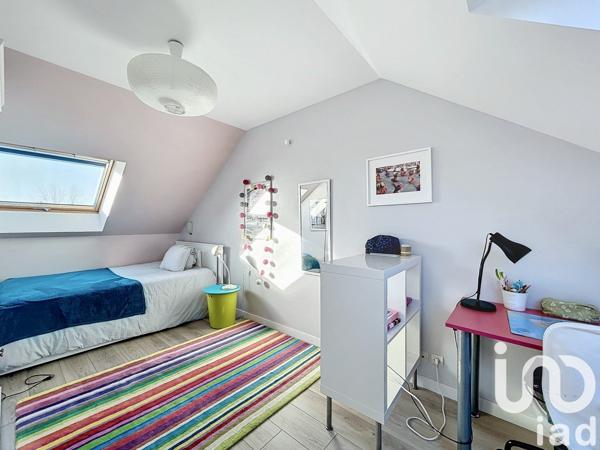 Maison 6 pièces de 163 m² à Ozoir-la-Ferrière (77330)