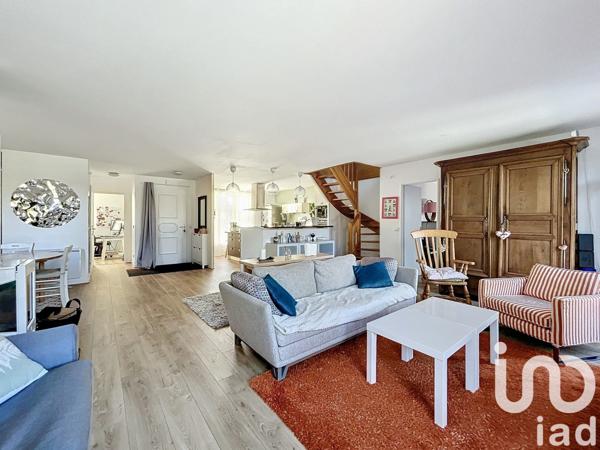 Maison 6 pièces de 163 m² à Ozoir-la-Ferrière (77330)