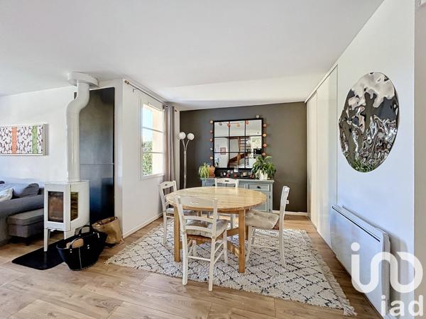 Maison 6 pièces de 163 m² à Ozoir-la-Ferrière (77330)