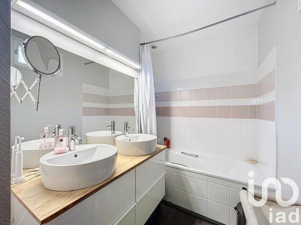 Maison 6 pièces de 163 m² à Ozoir-la-Ferrière (77330)