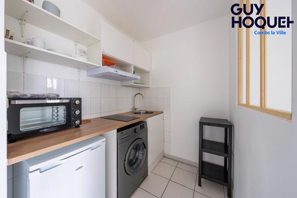 LOCATION : appartement 1 pièce (26 m²) à QUINCY SOUS SENART