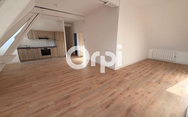 Appartement à louer    3 pièces • 92,72 m2 Seclin