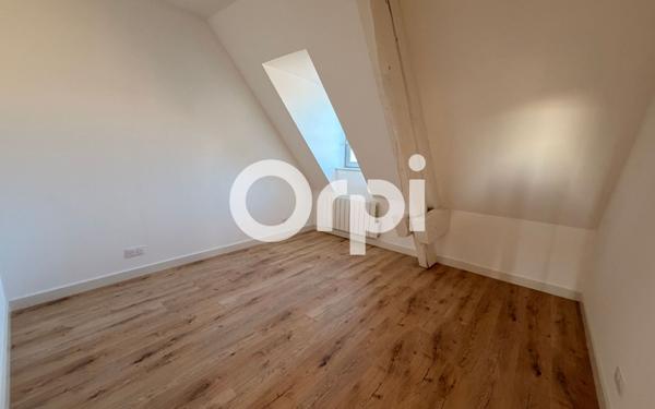 Appartement à louer    3 pièces • 92,72 m2 Seclin