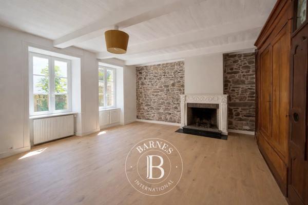 Saint-Briac-sur-Mer, Maison de village  186 m² à vendre