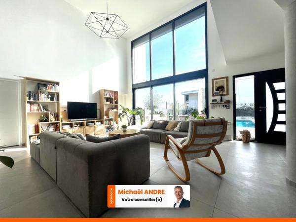 EXCEPTIONNELLE VILLA D’ARCHITECTE – PRESTATIONS HAUT DE GAMME – AIGUES-MORTES