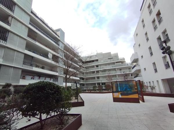 Appartement 2 pièces avec emplacement de parking 13003 Marseille
