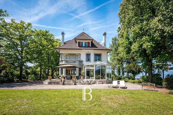 Thonon-les-Bains, Maison 5 Chambres -  425 m² à vendre