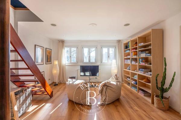 Thonon-les-Bains, Maison 5 Chambres -  425 m² à vendre