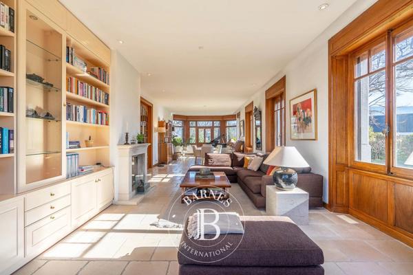 Thonon-les-Bains, Maison 5 Chambres -  425 m² à vendre