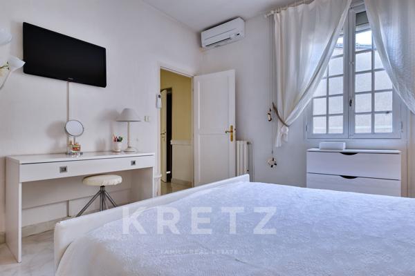 Hôtel Particulier du XVIIIème avec patio et terrasse