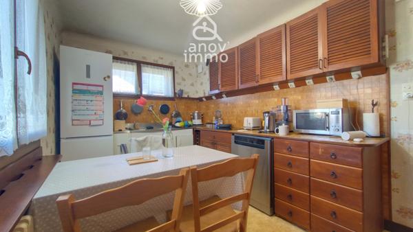 Maison
                                                                                                                                                                                                                                                                                                                        5 pièce(s)                                                                                                                                                                                                          3 chambre(s)                                                                                                                                                                                                          120  m²