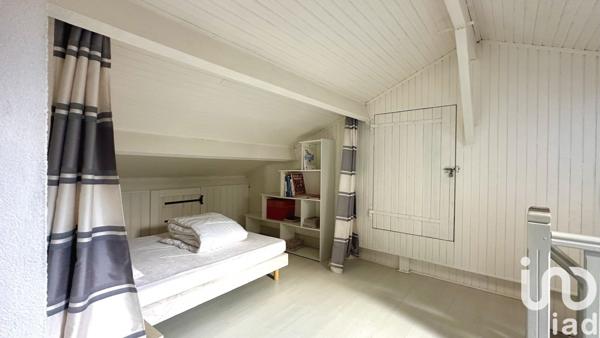 Maison 9 pièces de 260 m² à Arès (33740)