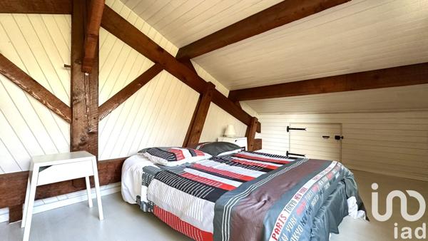 Maison 9 pièces de 260 m² à Arès (33740)