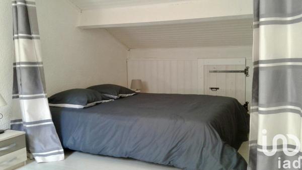 Maison 9 pièces de 260 m² à Arès (33740)