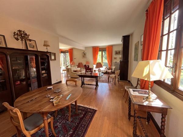 Maison à vendre 296 520 € Brive-la-Gaillarde 6 p 200 m² DPE D