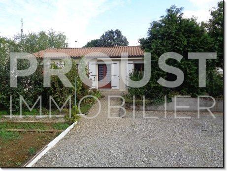 Niort, pavillon plain-pied 3 chambres bureau jardin garage