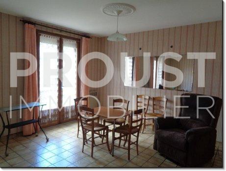 Niort, pavillon plain-pied 3 chambres bureau jardin garage
