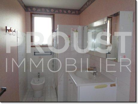 Niort, pavillon plain-pied 3 chambres bureau jardin garage