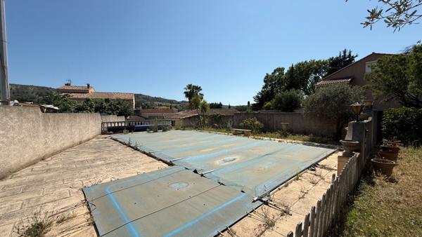 Maison spacieuse à vendre comprenant deux appartements