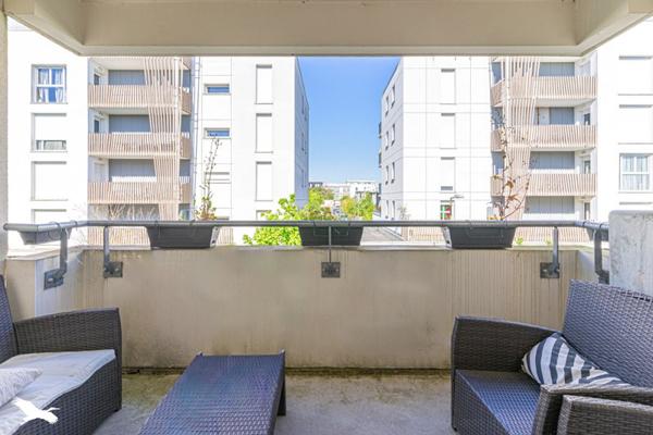 Appartement à vendre |  Lormont |  2 pièces | 45 m²