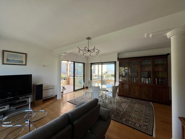 Appartement à louer 1 400 € CC La Rochelle 3 p 83 m² DPE C
