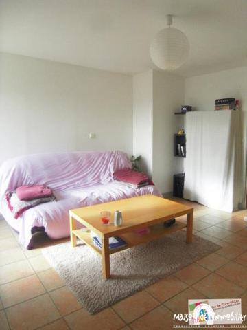 Location Appartement avec terrasse - 1 pièce - 37m² - COGNAC centre-ville