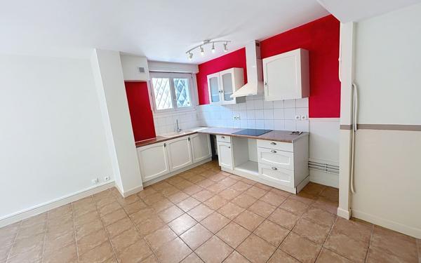 Appartement à louer    3 pièces • 54 m2 Pau