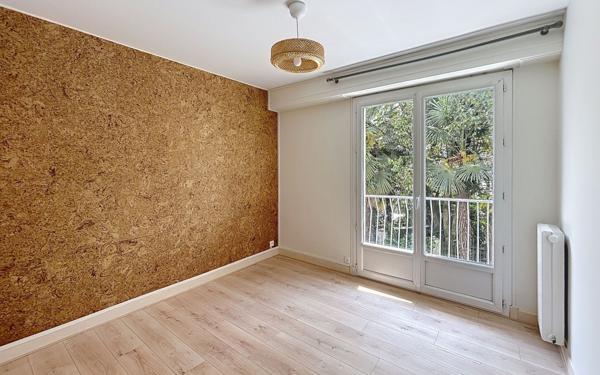 Appartement à louer    3 pièces • 54 m2 Pau