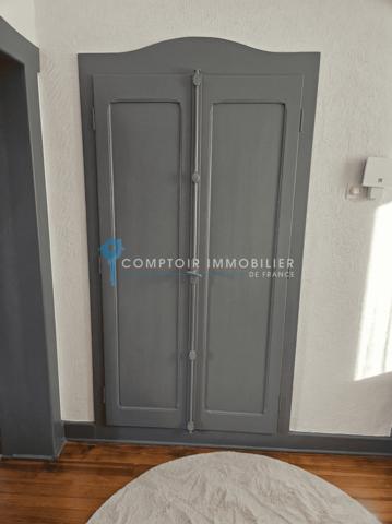 Maison
                                                                                                                                                                                                                                                                                                                        8 pièce(s)                                                                                                                                                                                                          6 chambre(s)                                                                                                                                                                                                          168  m²