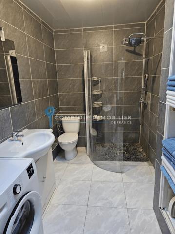 Maison
                                                                                                                                                                                                                                                                                                                        8 pièce(s)                                                                                                                                                                                                          6 chambre(s)                                                                                                                                                                                                          168  m²