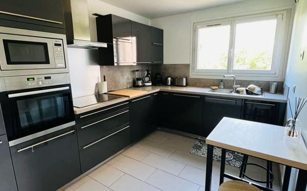 Appartement à louer    1 pièce • 13,04 m2 Montigny-le-Bretonneux