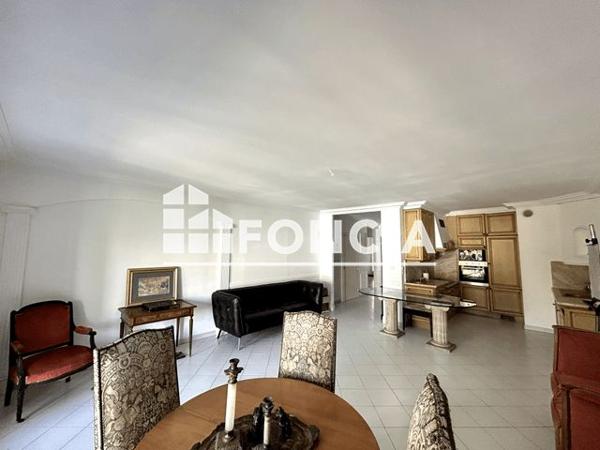 À vendre Appartement 3 pièces 83 m² - Marseille 13008