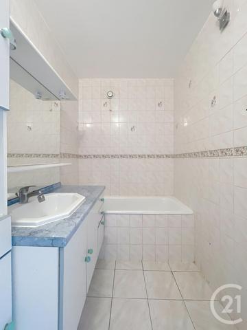 Appartement T4 à vendre  4 pièces - 93,79 m2 COMPIEGNE - 60