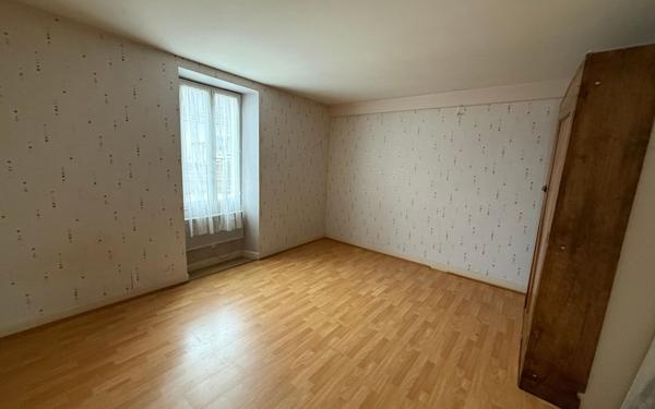 Maison à vendre    5 pièces • 187,49 m2 Pontonx-sur-l'Adour