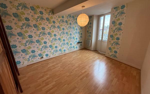 Maison à vendre    5 pièces • 187,49 m2 Pontonx-sur-l'Adour