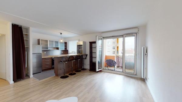 Alfortville Appartement 2 pièces Meublé 43.21 m² avec balcon et parking