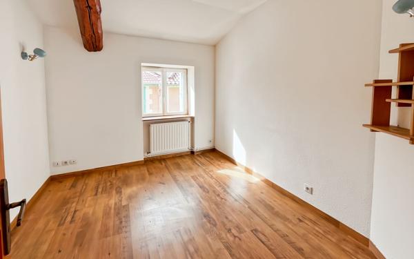 Appartement à vendre    3 pièces • 7 472 m2 Bourg-de-Péage