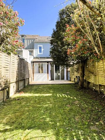NANTES PROCE CANCLAUX, MAISON 130 m² pleine de charme, 3 chambres et dépendance, sous-sol, possibilité PK