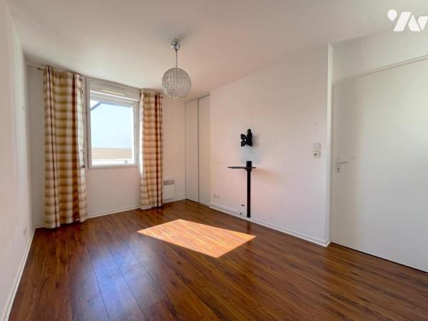 Superbe appartement T5 de 106 m² – Dernier étage