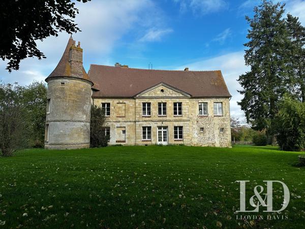 Château historique du XVIe dans le Calvados