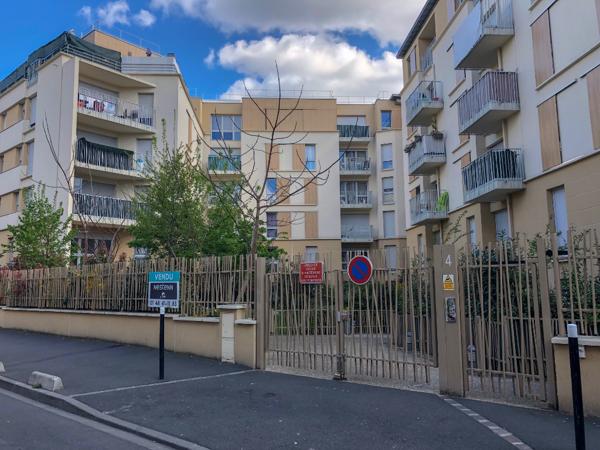 Appartement Epinay Sur Seine  3 pièce(s)